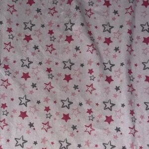 Kids OS Red and Gray Starry Blanket